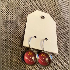 Minnesota Golden Gophers earrings